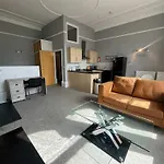 Studio Flat Two In Cotham Hill