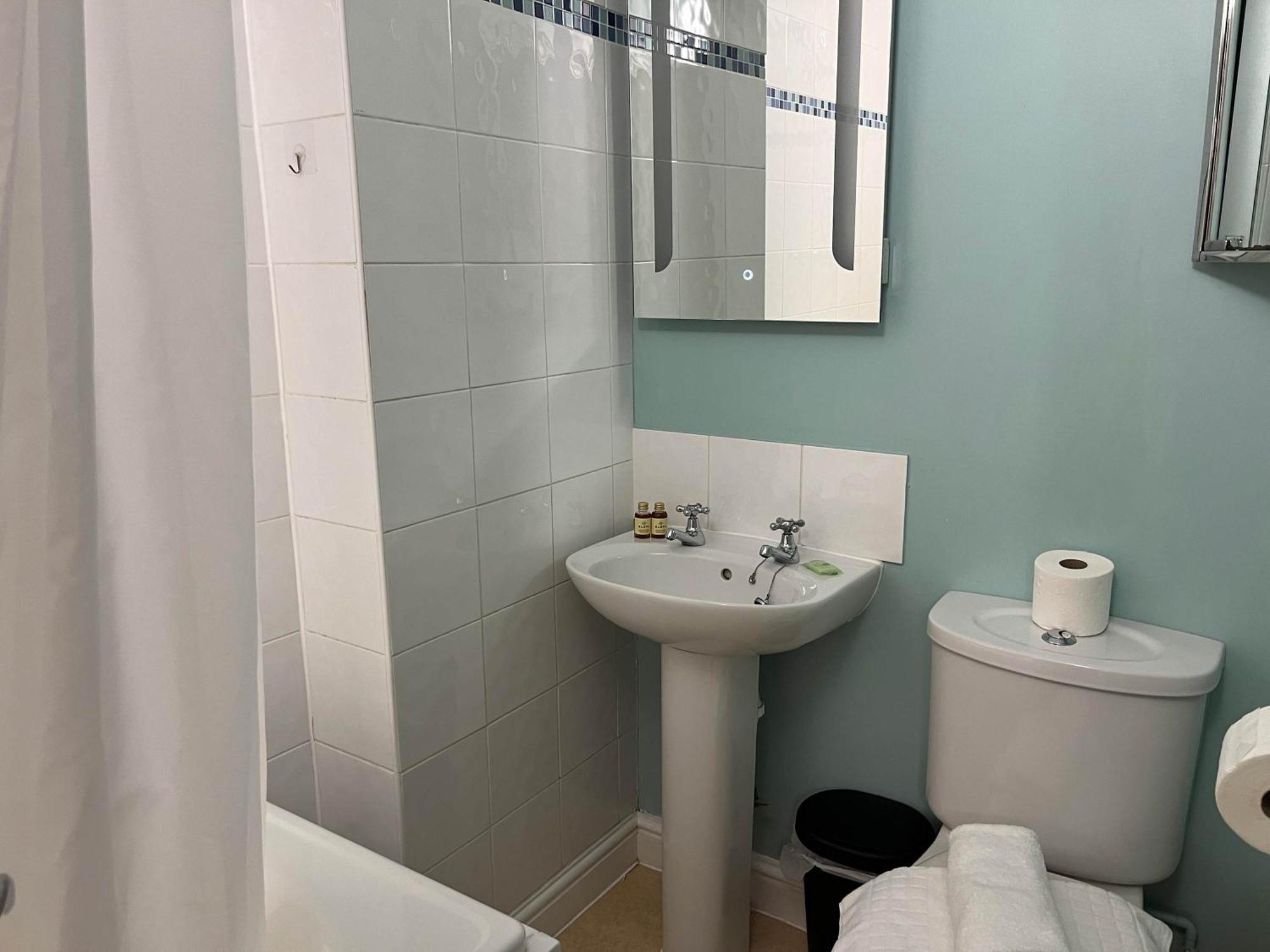 Apartment Flat Two In Cotham Hill