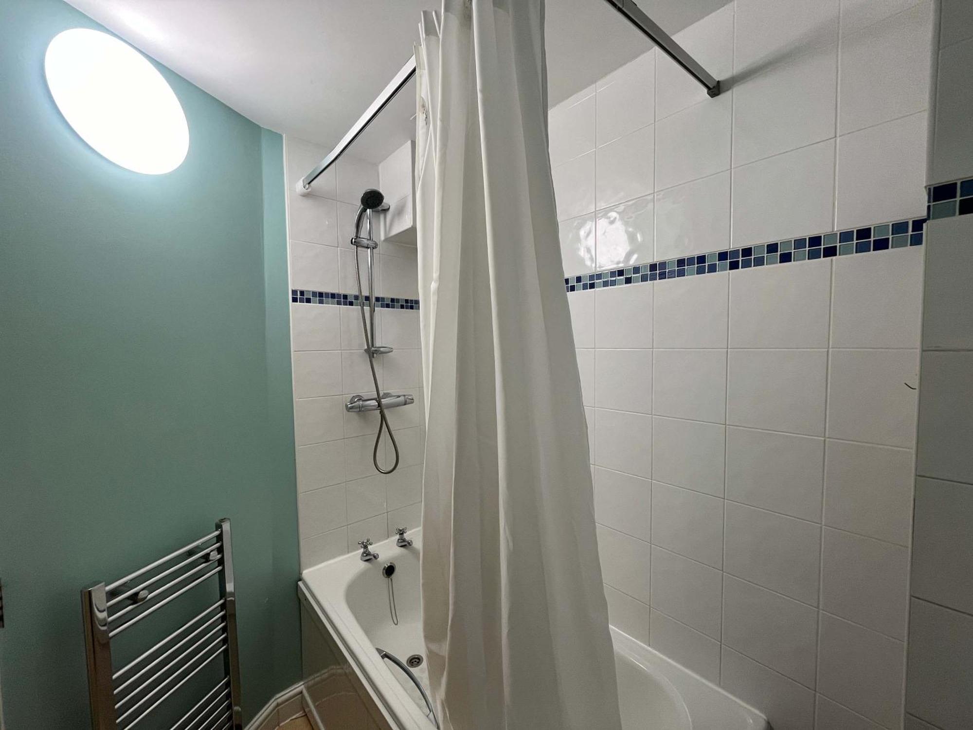 Apartment Flat Two In Cotham Hill *
