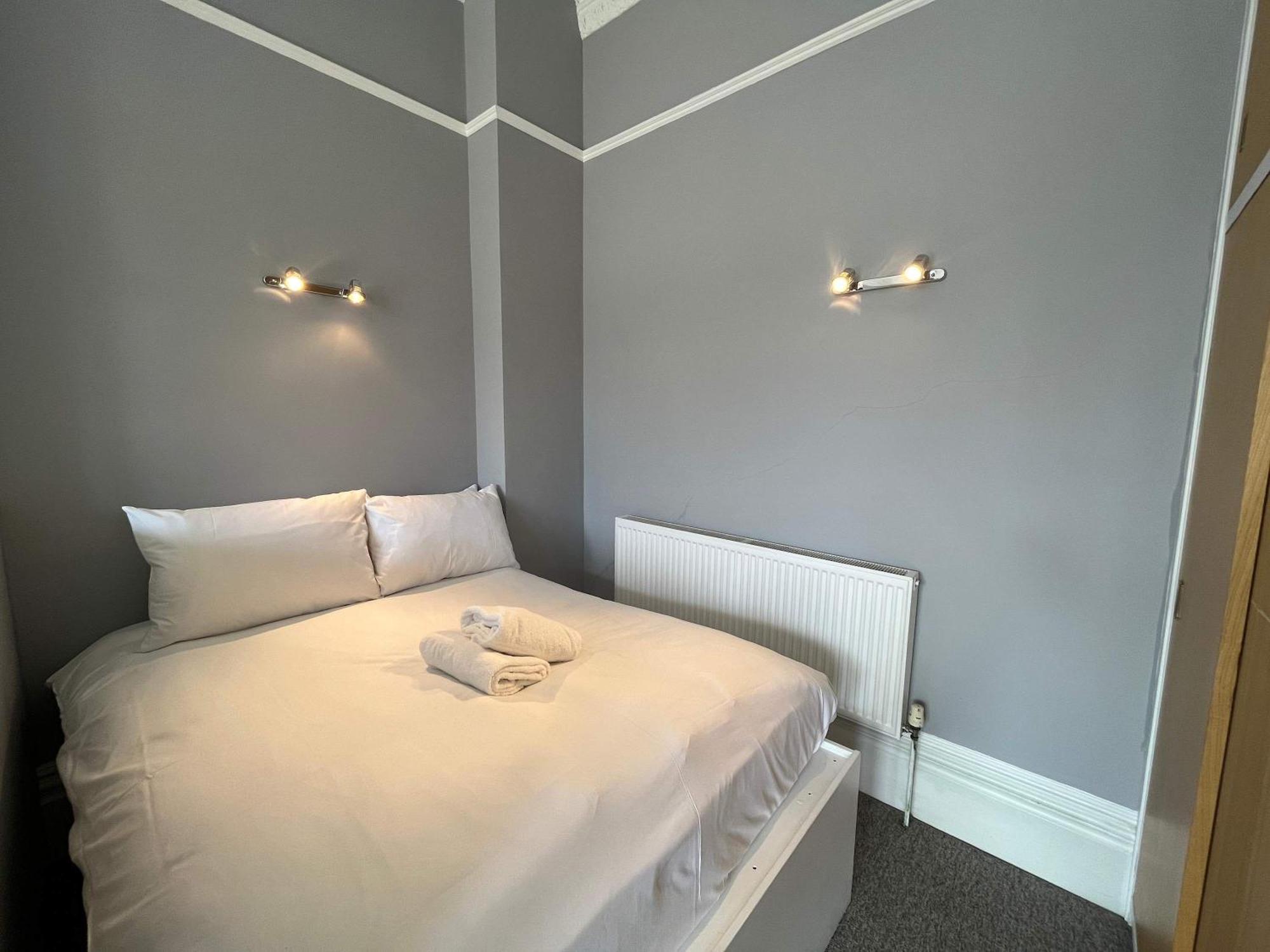 Flat Two In Cotham Hill Apartment *