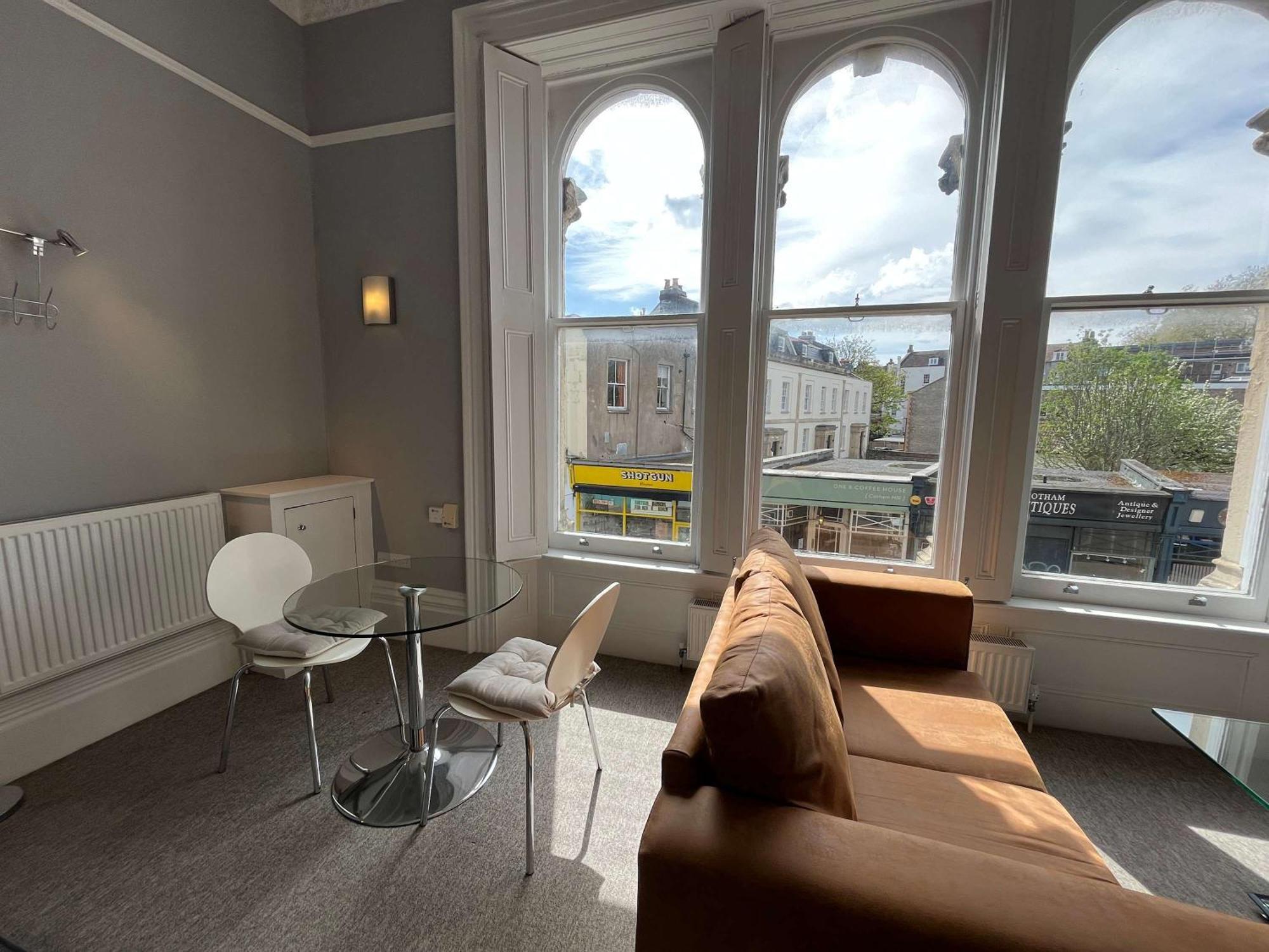 Flat Two In Cotham Hill * Bristol